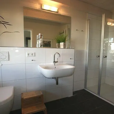Haus-taschenkrebs-sfw-45 *